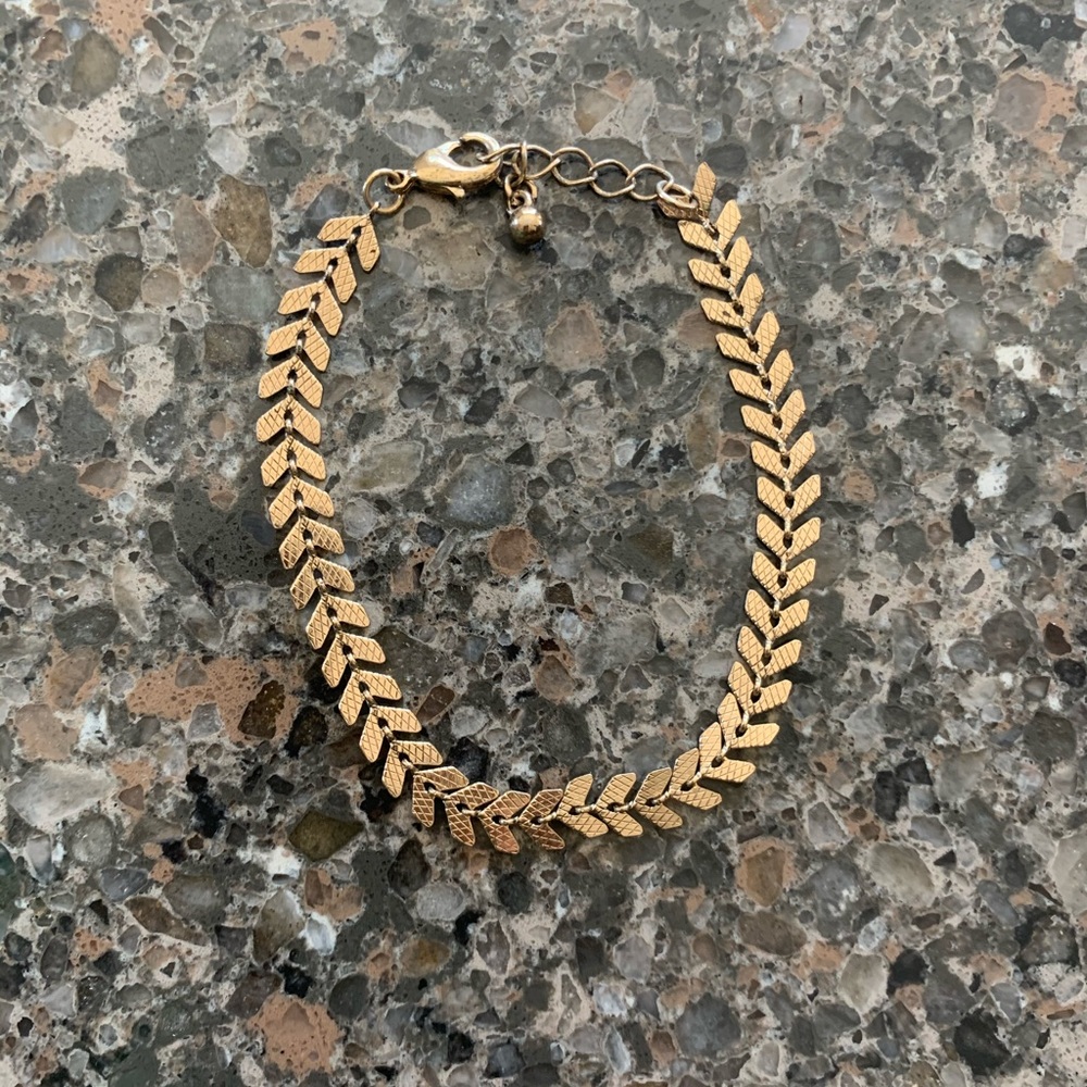 Vintage Gold Chevron Bracelet